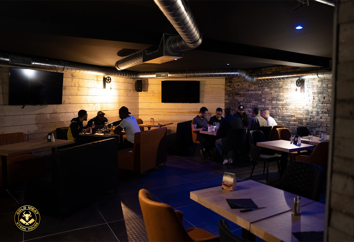 coin-lounge-2